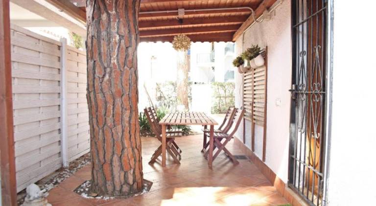 Fully equipped vacation home with barbecue, yard & terrace | Close to the beach | Suitable for remote work | Dogs allowed — photo 4