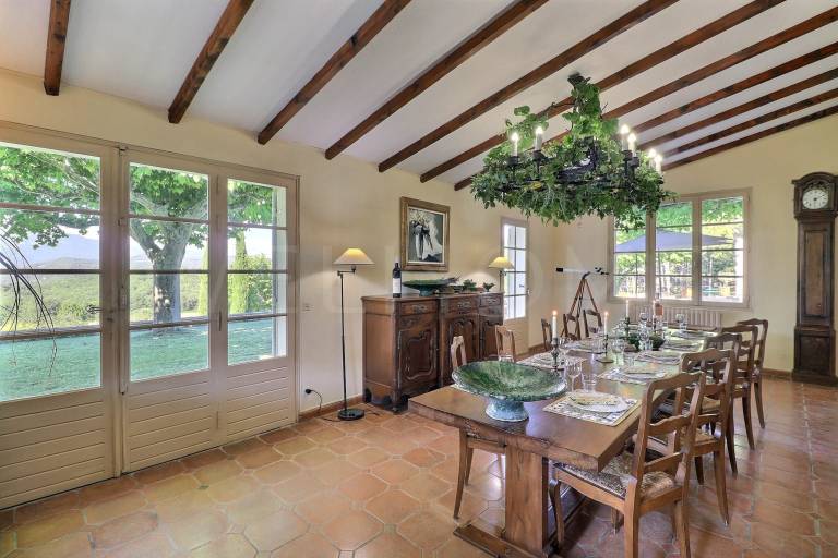Vacation home with barbeque, garden & private pool | Mountain view | Perfect for remote work — photo 5