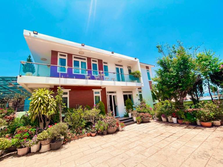 Villa Huỳnh Tấn Phát in Da Lat