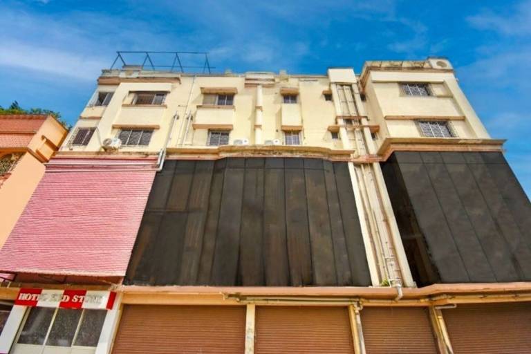 Collection O NSCB Airport Kolkata Formerly Red Stone