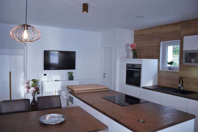 Villa with terrace, garden & grill | Mountain view — photo 4