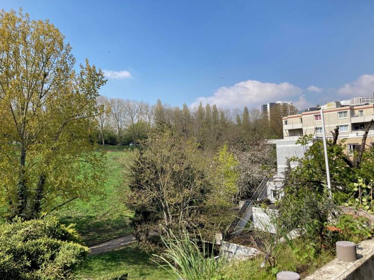 Appartement  Neuilly-Plaisance