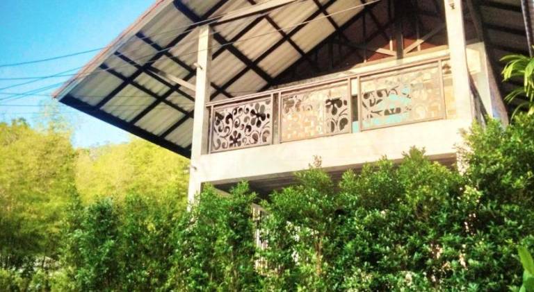 Villa | Beach nearby | Pets are welcome in Krabi