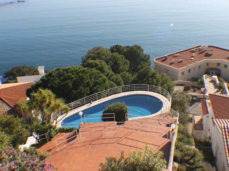 Holiday apartment with pool & barbeque in Roses