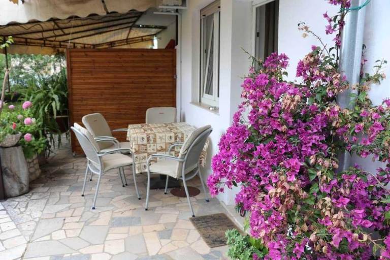 Lovely apartment with terrace | Pets allowed — photo 2