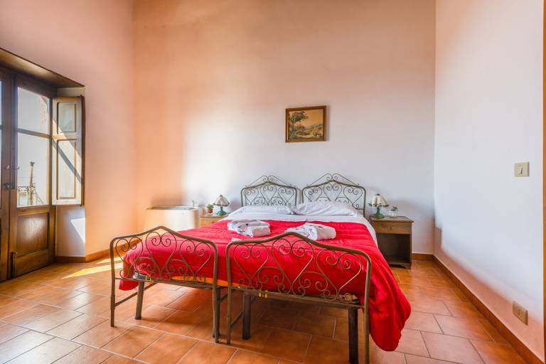 Room 'Dello Acatapano' with Balcony — photo 2