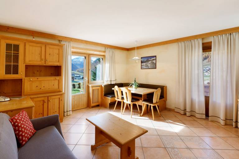 Rental apartment with garden | Garden view in Sondrio