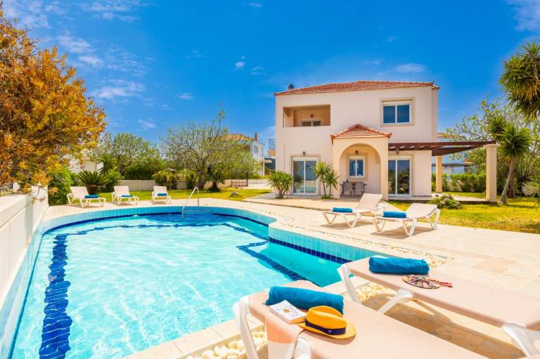 Villa Fanes