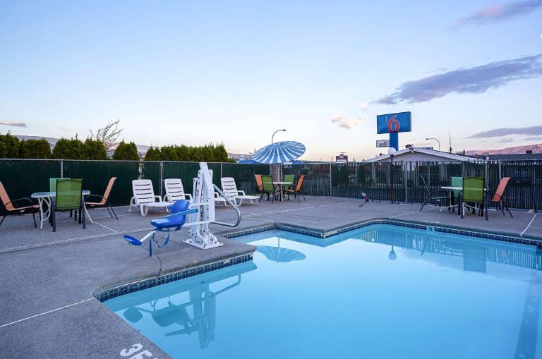 Motel 6 Wenatchee, WA — photo 5