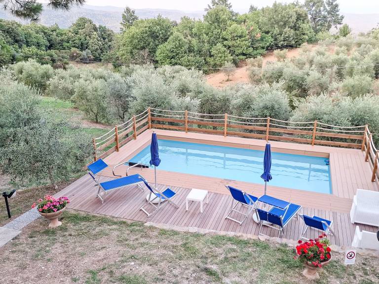 Vacation home with garden, patio & private pool — photo 2