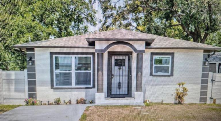 Vacation home with 3 rooms for 8 persons in Tampa, FL