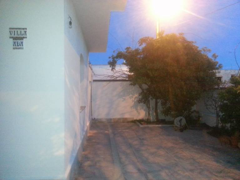 Child-friendly villa with yard & patio | Close to the beach | Pets are welcome — photo 4