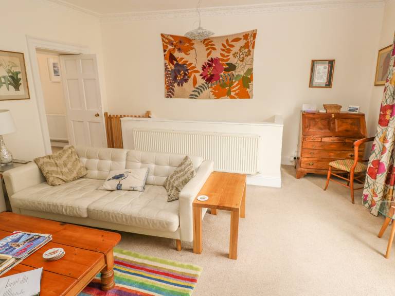 Child-friendly cottage with patio, barbeque & garden | Beach view | Close to the beach | Pets are welcome — photo 5