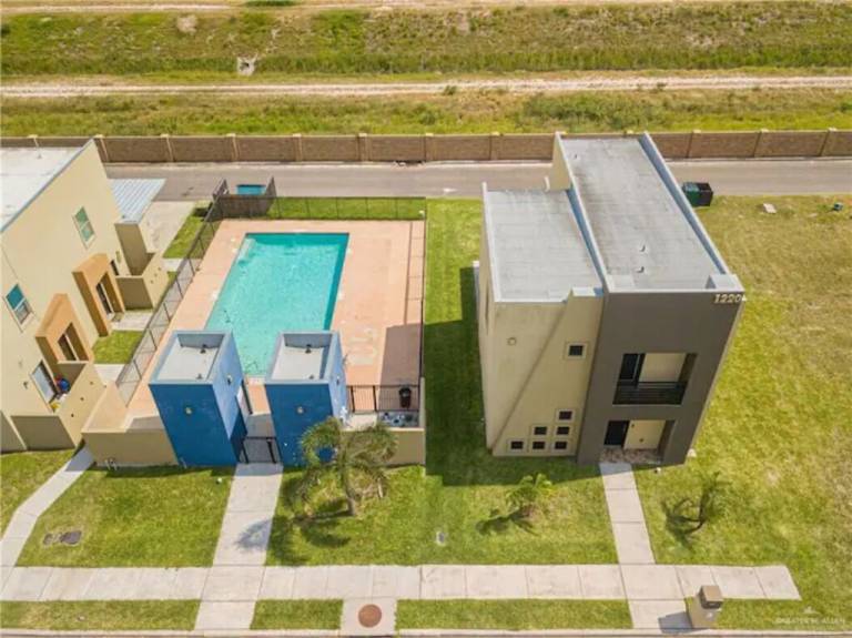 House  McAllen