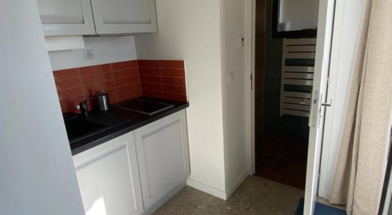 Holiday apartment with patio — photo 4