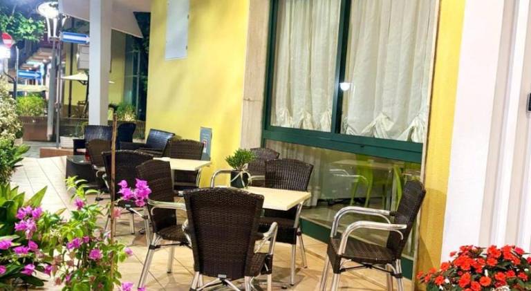 Azzurro Beach Hotel Igea Marina — photo 5