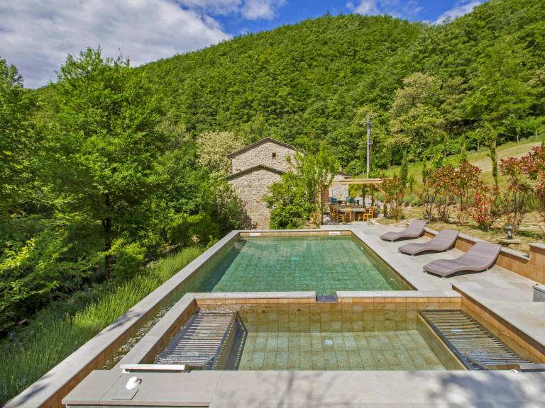 House with BBQ, garden & private pool — photo 4