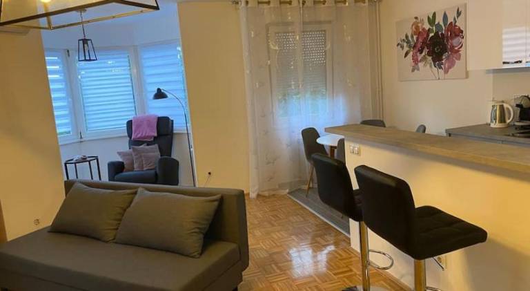 Rental apartment with 1 room for 4 persons in Zagreb
