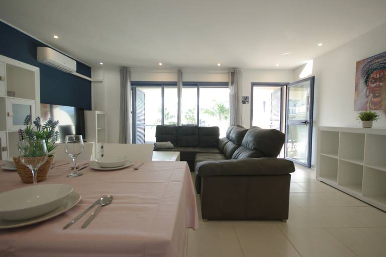 Apartment with terrace & pool | Next to the beach | Pets are welcome — photo 3