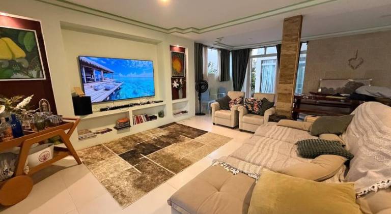 Villa with pool | Pets allowed — photo 2
