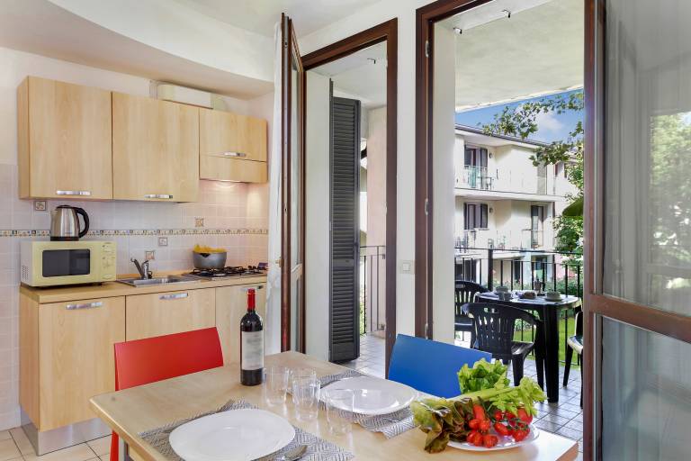 Apartment with yard | Mountain view — photo 2