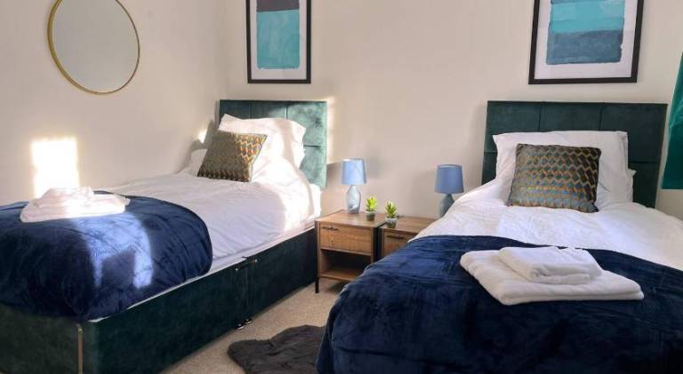 Restful Riverside Home - Peaceful base for work in Grantham