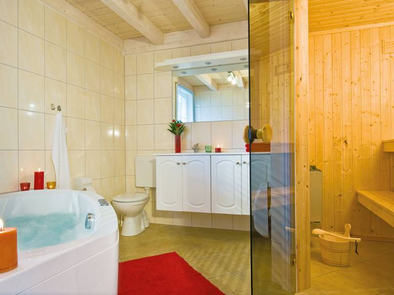 Family-oriented house with terrace, sauna & jacuzzi | Pets are welcome — photo 5