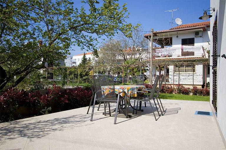 Apartment with barbecue & patio in Rovinj