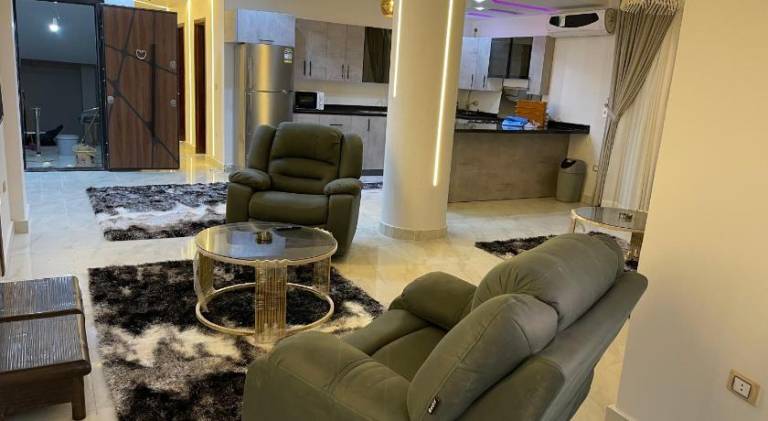 Apartment with pool & jacuzzi | Pets allowed — photo 3