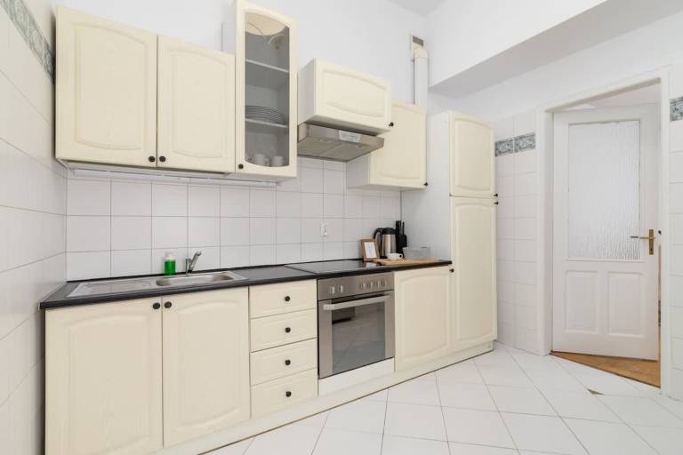 Child-friendly pleasant apartment with fast internet | Close to Main Square | Pets are welcome — photo 5