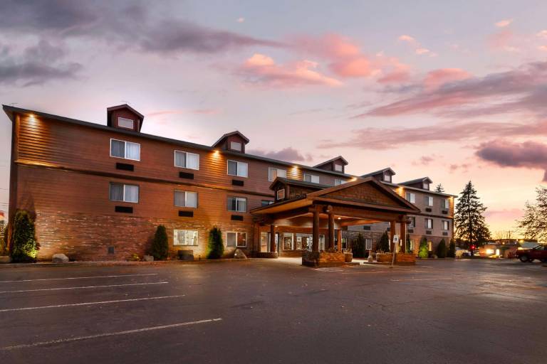 Best Western Plus Concord Inn in Minocqua, WI