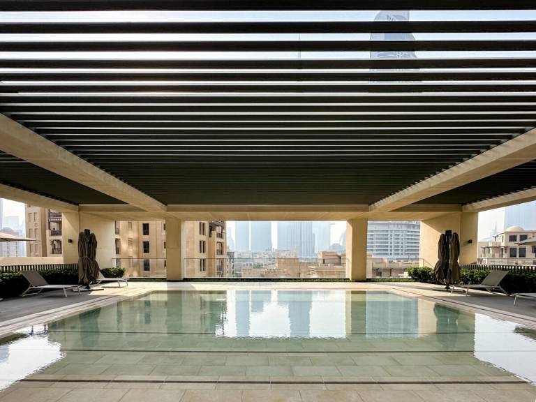 House with pool, barbecue & hot tub | Close to Grand Mosque | Perfect for remote work — photo 5