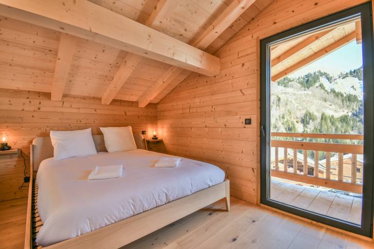 Child-friendly beautiful chalet with grill & patio | Mountain view | Dogs allowed — photo 3