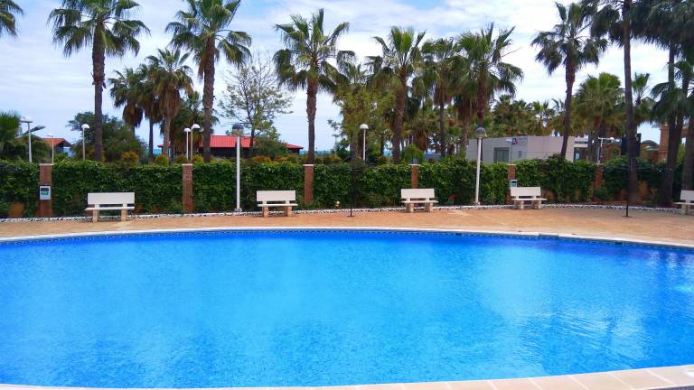 Rental apartment with pool, yard & terrace | Sea view | Next to the beach | Pets allowed in Oropesa del Mar
