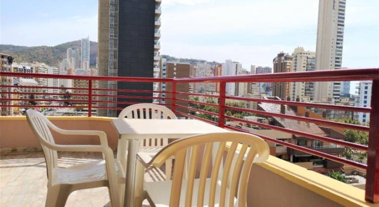 Rental apartment with patio & private pool — photo 2