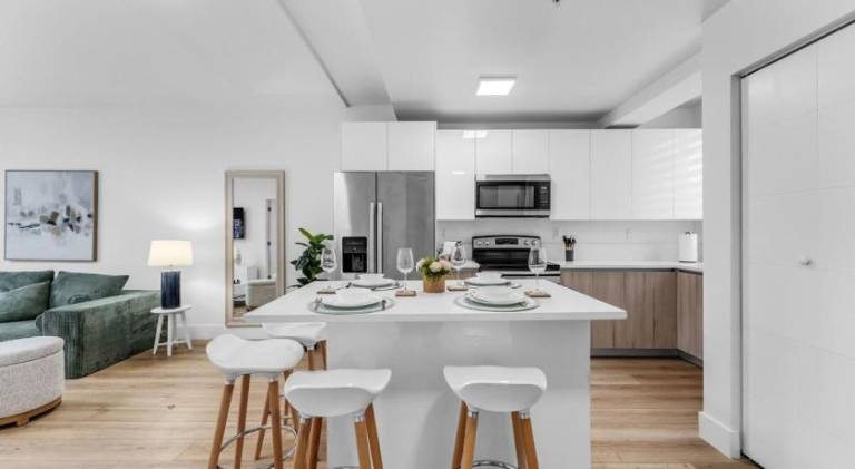 102 Brand New 2BR 2BA near Brickell, Marlins Stadium and beach — photo 5