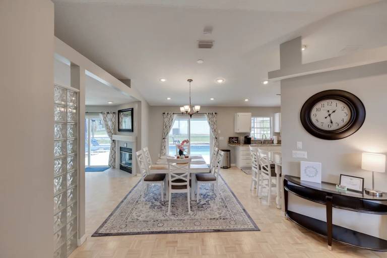 House DeLand