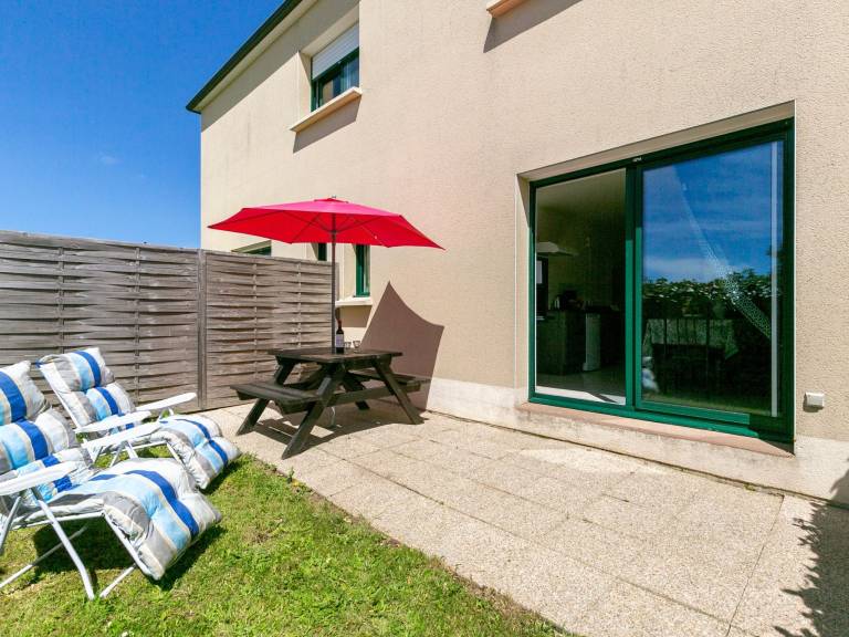 Charming apartment with garden, grill & patio | Pets allowed — photo 2