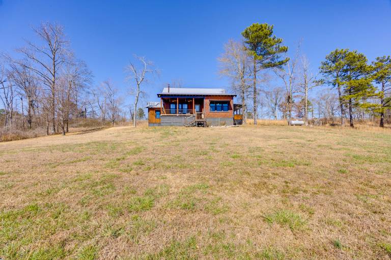 Hot Tub + Grill: Rustic Altoona Cabin w/ Views — photo 2