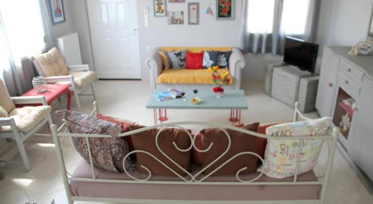 Holiday apartment with patio & yard | Perfect for remote work — photo 2