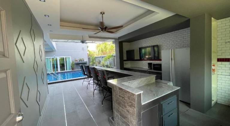 Villa with pool | Close to Big Buddha | Pets are welcome — photo 4