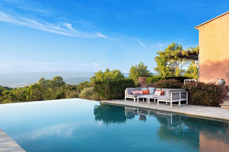 House Roussillon