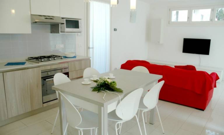 Villa with yard & terrace | Nature view — photo 4