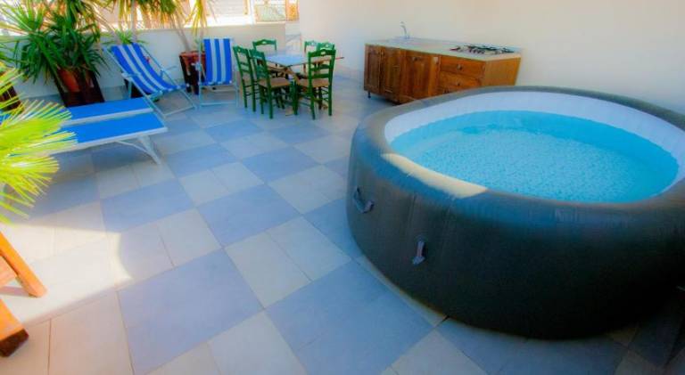 Old Style by the sea, roof terrace with pool and kitchen, Ladispoli — photo 4