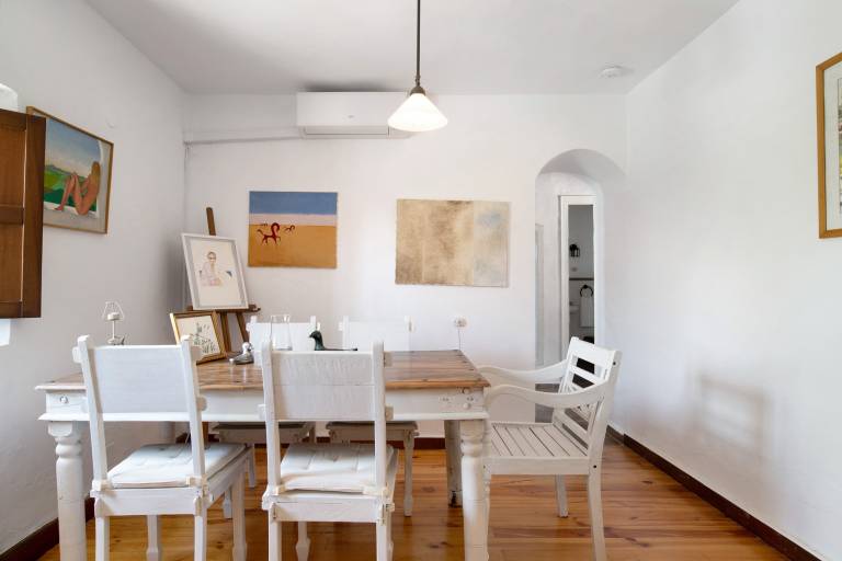 Cottage 'Casa De Los Pintores' with Private Pool, Wi-Fi and Air Conditioning — photo 4