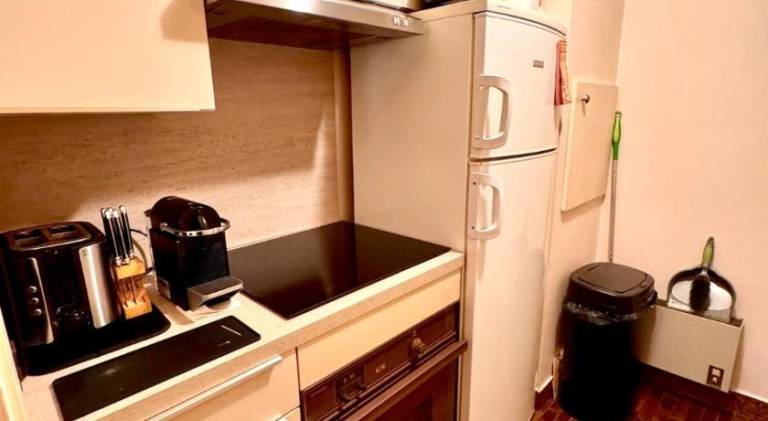 Fully equipped holiday apartment | Next to Arc de Triomphe | Perfect for remote work | Pets are welcome — photo 5