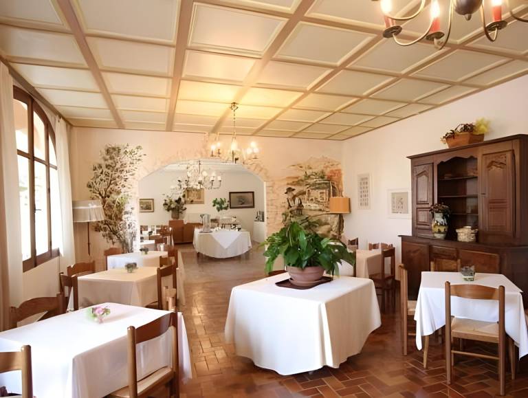 Hotel les Arbousiers — photo 4