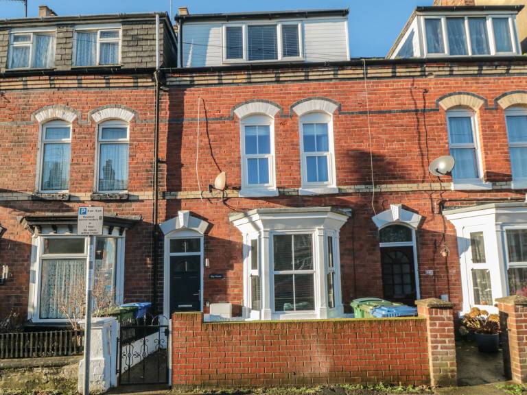 Cottage with garden | Beach view in Bridlington