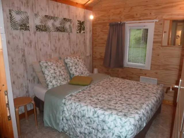Wonderful chalet with grill, terrace & heated pool | Dogs allowed — photo 3