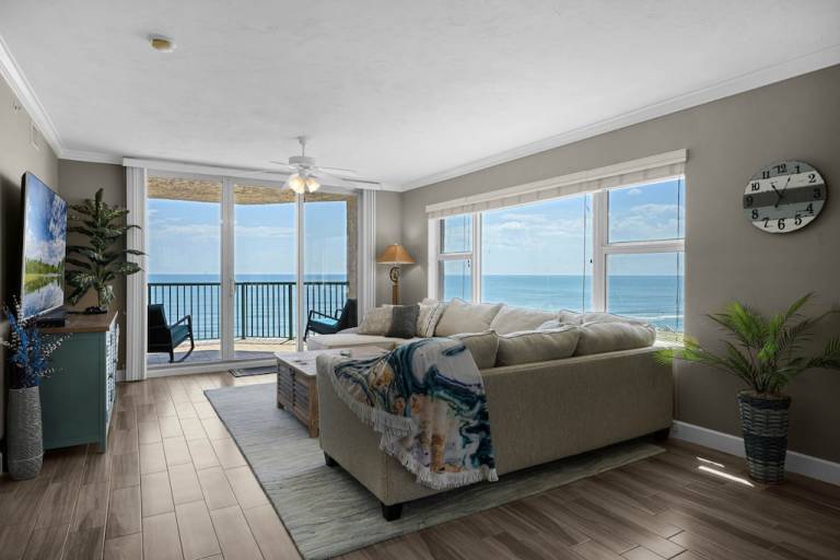 Condo  Patrick Park
